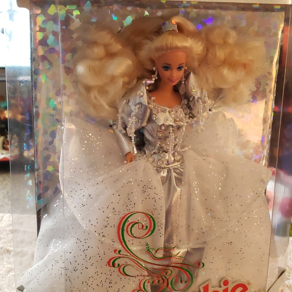 Happy Holidays Barbie 1992 New in Box NRFB